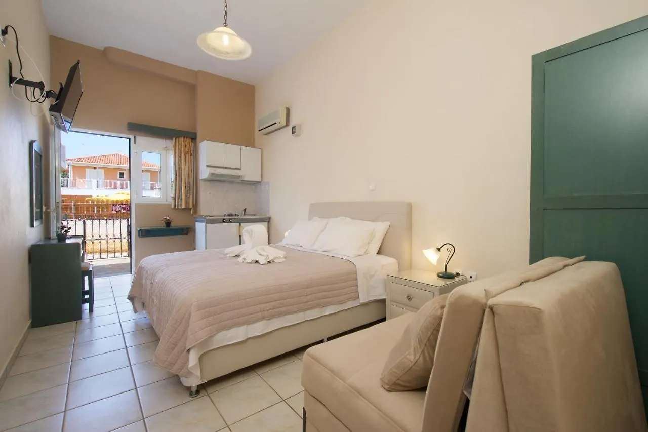 Aegealis Studios Skala  شقة